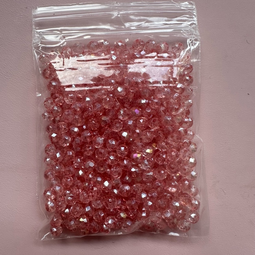 Assorted Faceted Bead Collection- 7 Colours - Picture 4 of 9